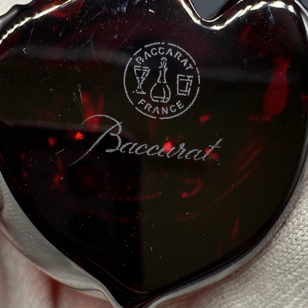 Baccarat - バカラ 置物 招き猫 レッド ラッキーキャット 座布団 Baccarat - バカラ 置物 招き猫 レッド ラッキーキャット 座布団