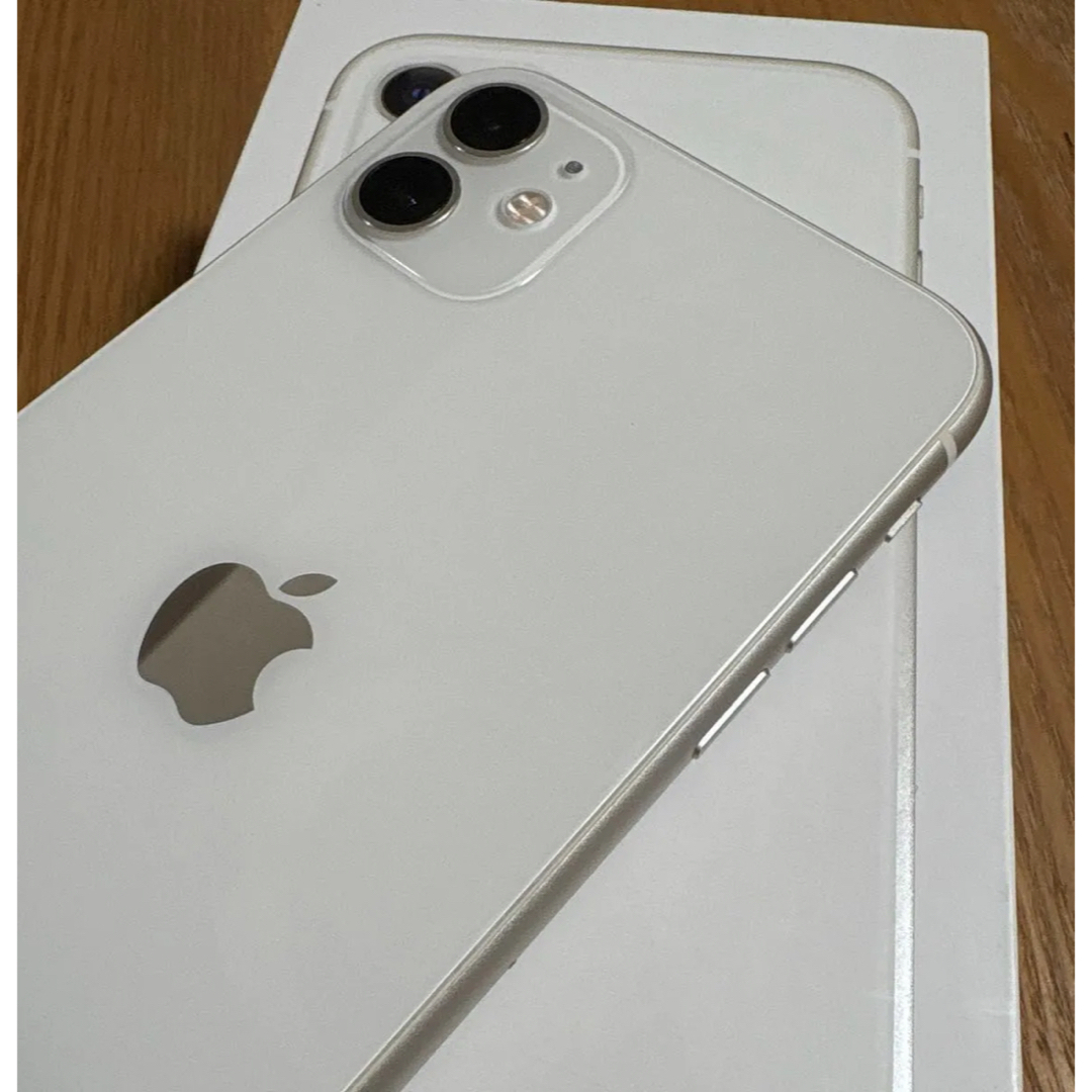 US版】iPhone11 ☆シャッター音なし ☆SIMフリー☆の通販 by US版】iPhone11 ☆シャッター音なし ☆SIMフリー☆の通販 by