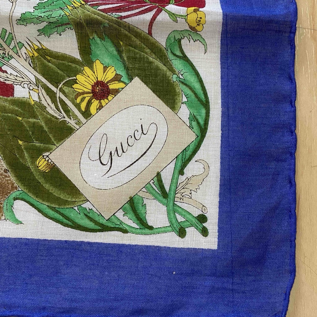 GUCCI - タグ付き グッチ スカーフ ハンカチ コットン ふち GUCCI - タグ付き グッチ スカーフ ハンカチ コットン ふち