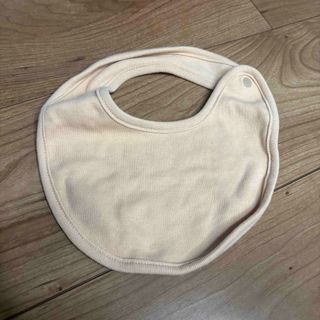 ニシマツヤ(西松屋)の新品未使用 スタイ  オレンジ　ブラウン　男の子　女の子(ベビースタイ/よだれかけ)