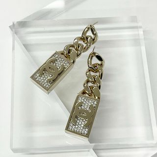 CHANEL(ピアス)のフリマアイテム一覧 CHANEL(ピアス)のフリマアイテム一覧