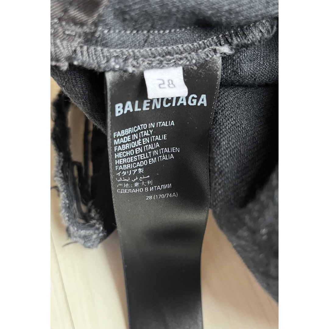 BALENCIAGA - 新品 BALENCIAGA バレンシアガ ルーズフィット BALENCIAGA - 新品 BALENCIAGA バレンシアガ ルーズフィット