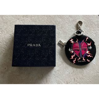 PRADA - プラダ 2HC282 RENYLON三角ポーチ装飾リナイロン PRADA - プラダ 2HC282 RENYLON三角ポーチ装飾リナイロン
