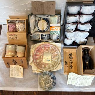 定価の50%OFF】湧田陶器@玉持ち親子シーサーペア 沖縄産 素焼き 定価の50%OFF】湧田陶器@玉持ち親子シーサーペア 沖縄産 素焼き