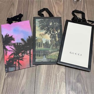 GUCCI(ショップ袋 ・ シルバー/銀色系)のフリマアイテム一覧 GUCCI(ショップ袋 ・ シルバー/銀色系)のフリマアイテム一覧