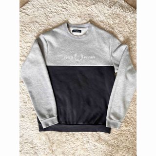 FRED PERRY - 【美品】90'sロゴ フレッドペリー センター刺繍 FRED PERRY - 【美品】90'sロゴ フレッドペリー センター刺繍