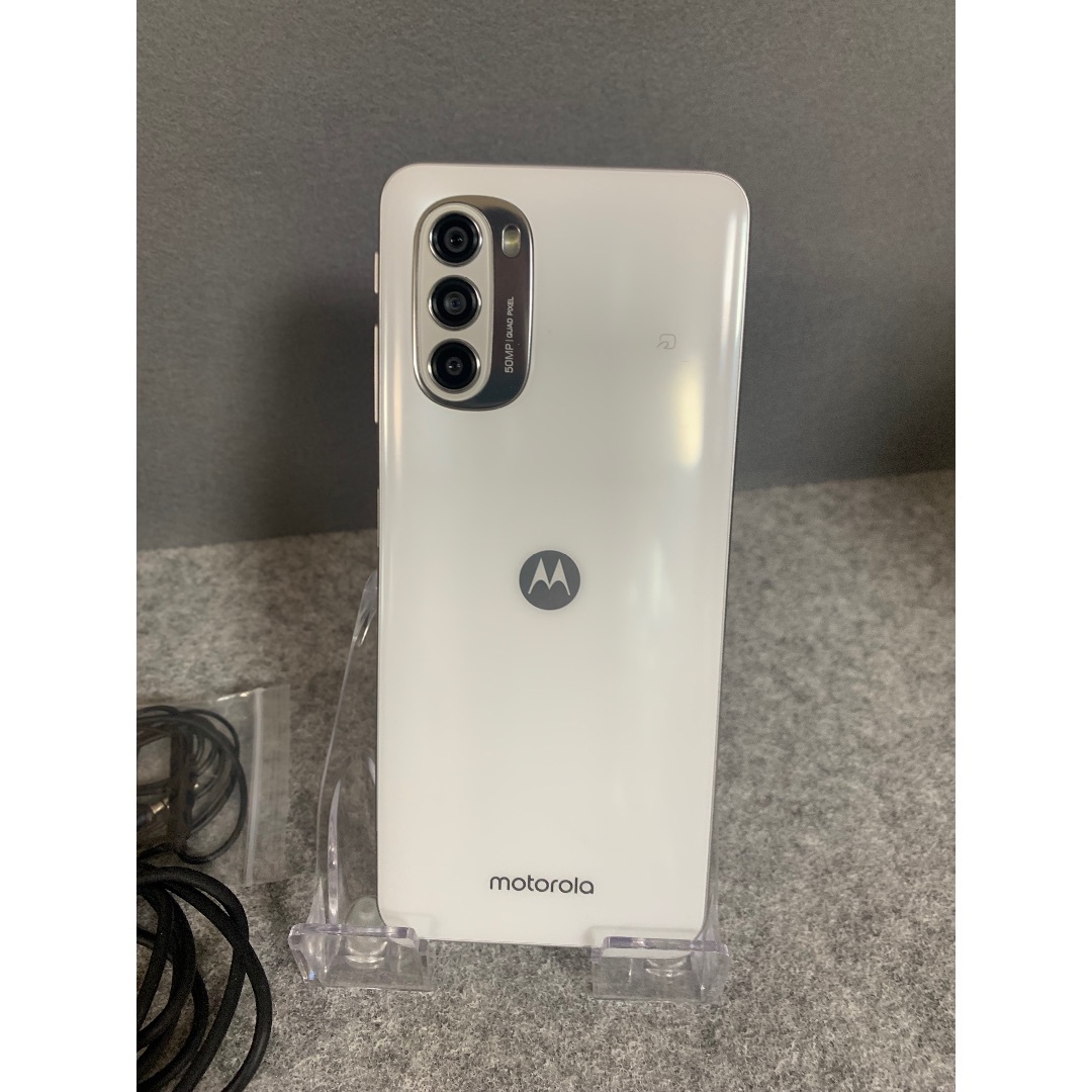 Motorola(モトローラ)の超美品 SIMフリー MOTOROLA moto g52j 5G 256GB パ スマホ/家電/カメラのスマートフォン/携帯電話(スマートフォン本体)の商品写真