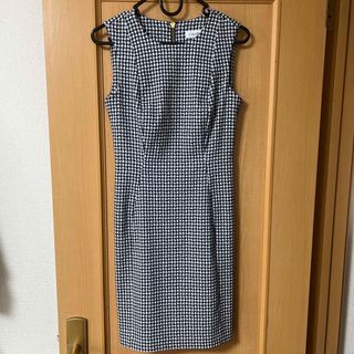 Calvin Klein - 【新品】Calvin Klein ロゴプリント ワンピース Calvin Klein - 【新品】Calvin Klein ロゴプリント ワンピース