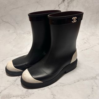 CHANEL(レインブーツ/長靴)のフリマアイテム一覧 CHANEL(レインブーツ/長靴)のフリマアイテム一覧