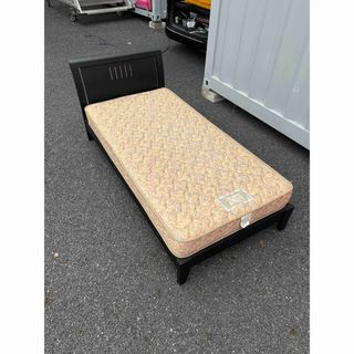 ニトリ - ニトリ シングルパイプベッド(バジーナC2/WH)の通販 by ニトリ - ニトリ シングルパイプベッド(バジーナC2/WH)の通販 by