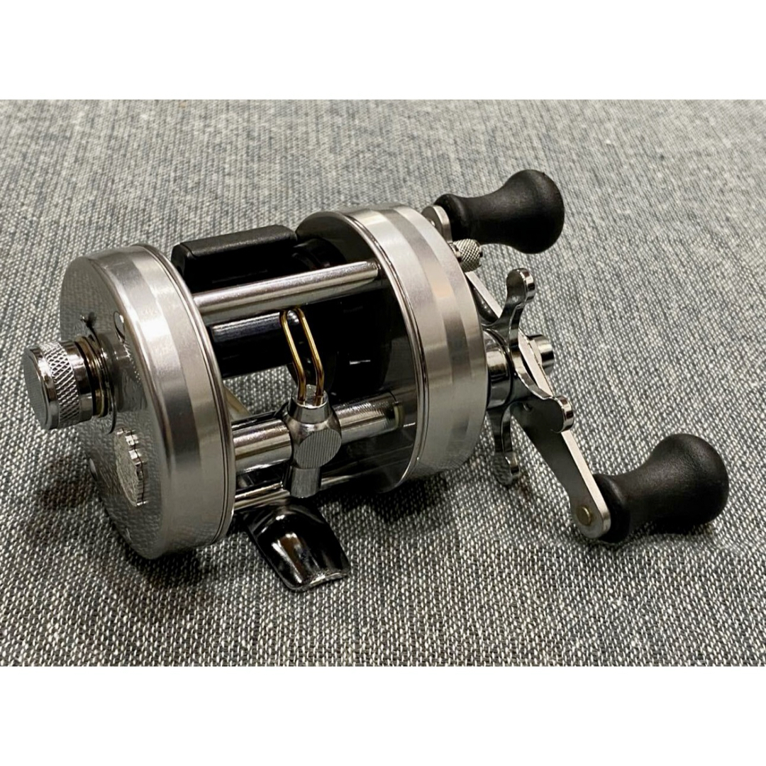 AbuGarcia - アンバサダー 2601C IARの通販 by yuki's shop AbuGarcia - アンバサダー 2601C IARの通販 by yuki's shop