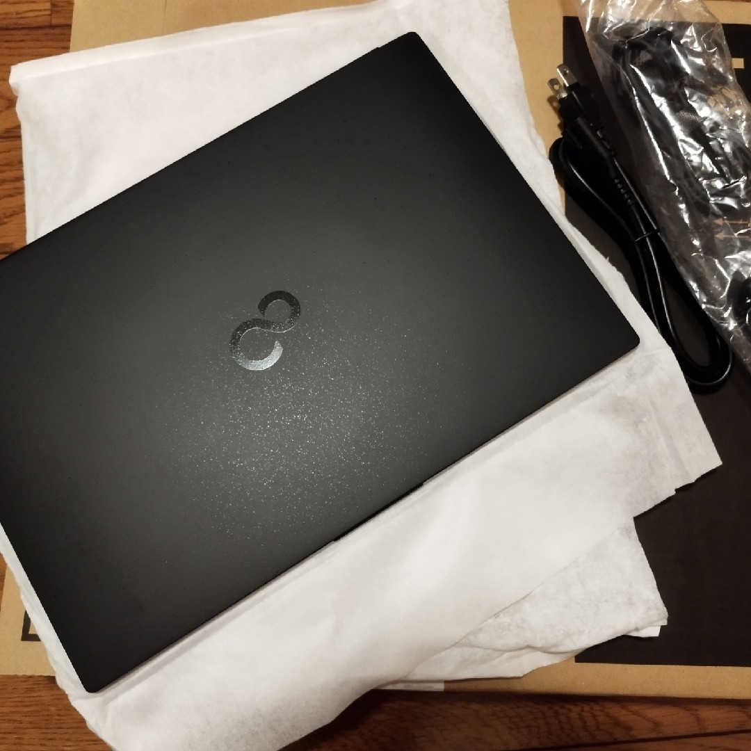 富士通 - 富士通 ノートパソコン FUJITSU U9413/RX FMVU81037Pの 富士通 - 富士通 ノートパソコン FUJITSU U9413/RX FMVU81037Pの