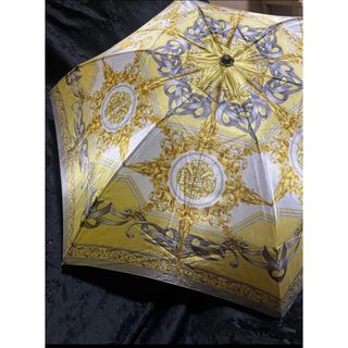 Gianni Versace - ジャンニヴェルサーチ 折りたたみ傘 -の通販 Gianni Versace - ジャンニヴェルサーチ 折りたたみ傘 -の通販