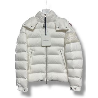 MONCLER(ダウンジャケット ・ ホワイト/白色系)のフリマ MONCLER(ダウンジャケット ・ ホワイト/白色系)のフリマ