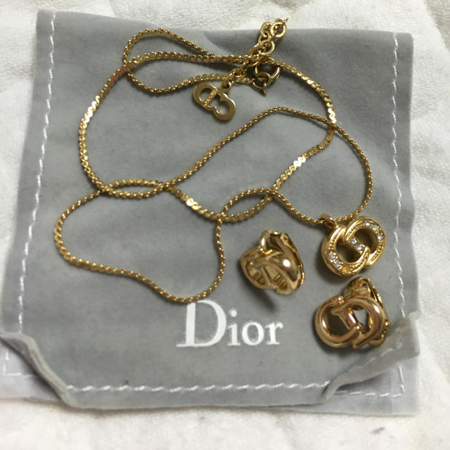 christian dior ネックレスとピアスセット