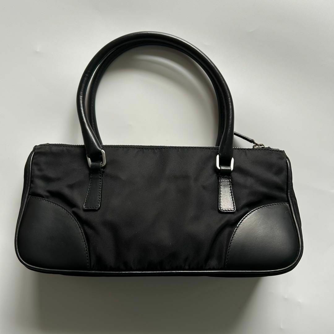 PRADA - 美品✨ PRADA アクセサリーポーチ ミニハンドバッグ 黒 PRADA - 美品✨ PRADA アクセサリーポーチ ミニハンドバッグ 黒