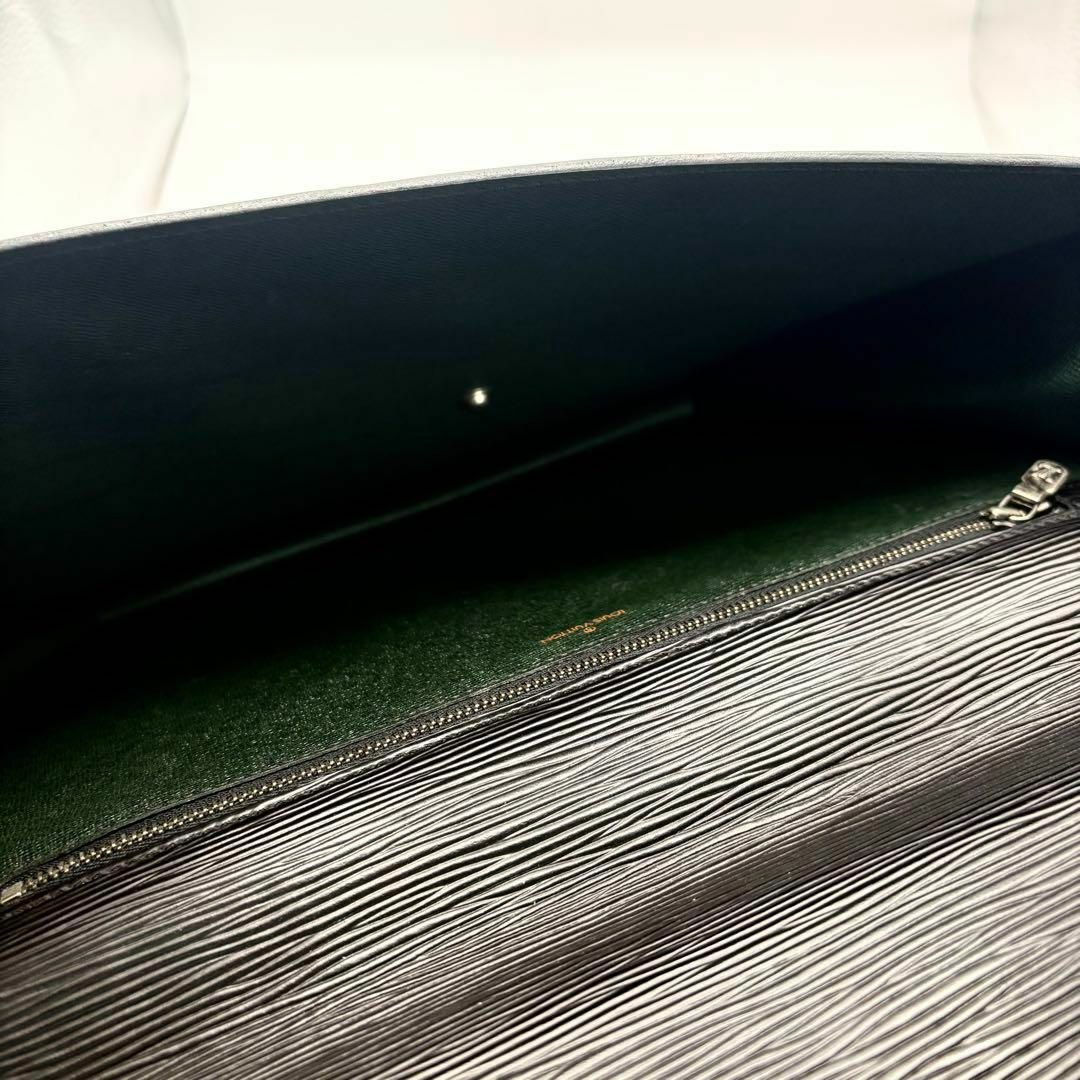 LOUIS VUITTON - ①【美品・鑑定済み】ルイヴィトン トラペーズ LOUIS VUITTON - ①【美品・鑑定済み】ルイヴィトン トラペーズ