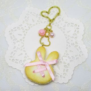 ♪no.297♪フェイクスイーツ　うさぎのクッキー　キーホルダー　Moco(キーホルダー/ストラップ)