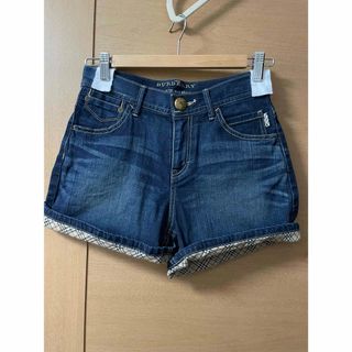 BURBERRY BLUE LABEL(ショートパンツ)のフリマアイテム一覧 BURBERRY BLUE LABEL(ショートパンツ)のフリマアイテム一覧