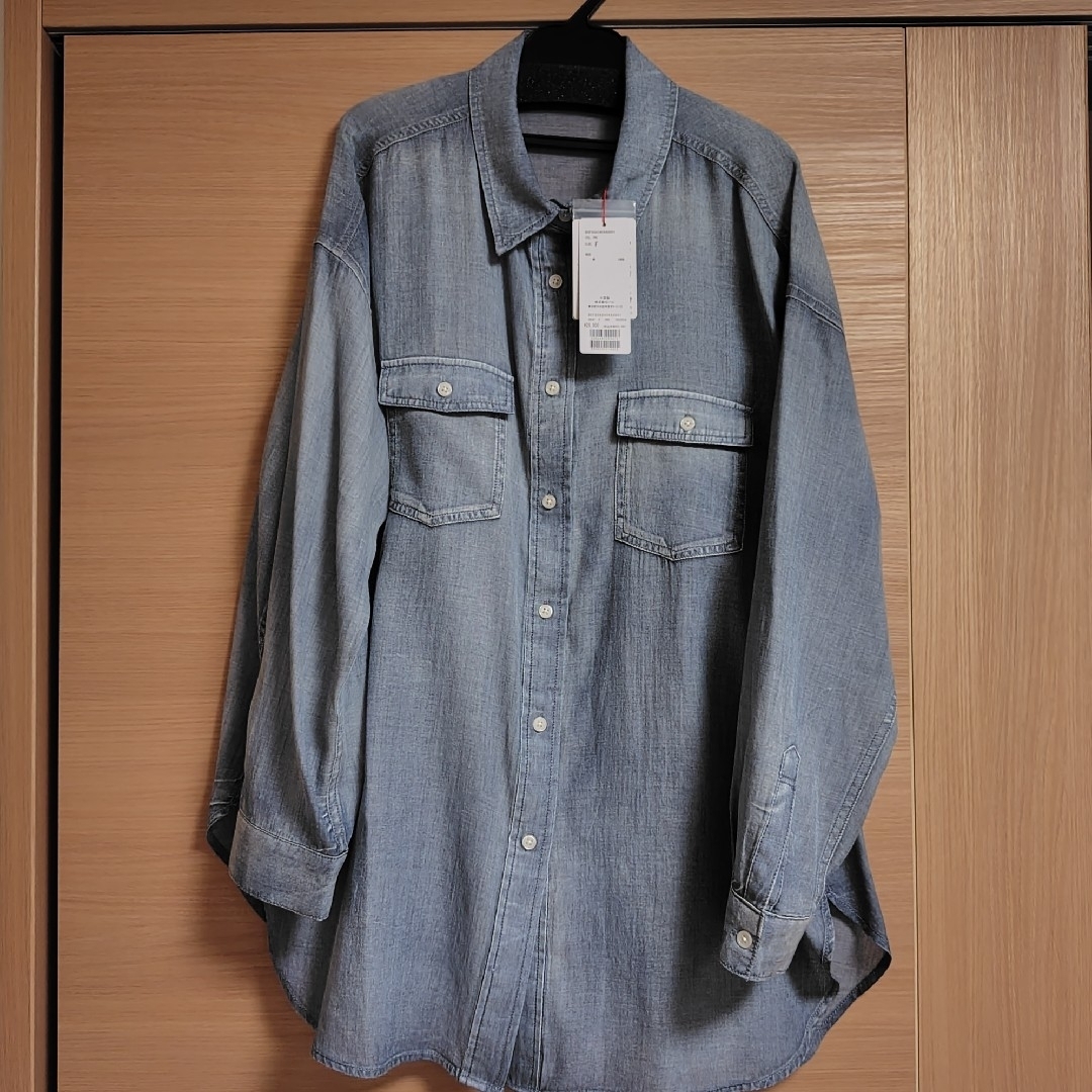 BEARDSLEY - 【新品未使用】BEARDSLEY:シフォンデニムシャツの BEARDSLEY - 【新品未使用】BEARDSLEY:シフォンデニムシャツの