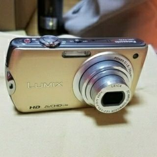 パナソニック(Panasonic)のLUMIX デジカメ　FX70(コンパクトデジタルカメラ)