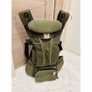 Ergobaby - konny コニー 抱っこ紐 防寒ケープ ベージュの通販 Ergobaby - konny コニー 抱っこ紐 防寒ケープ ベージュの通販