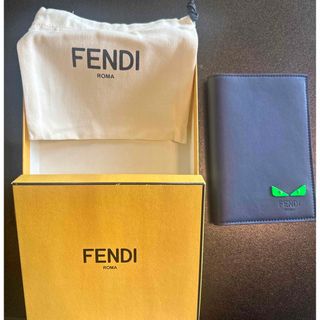 FENDI(パスケース/IDカードホルダー)のフリマアイテム一覧 FENDI(パスケース/IDカードホルダー)のフリマアイテム一覧
