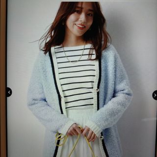 JUSGLITTY - JUSGLITY 美品 ツイーディーラインカーディガンの JUSGLITTY - JUSGLITY 美品 ツイーディーラインカーディガンの