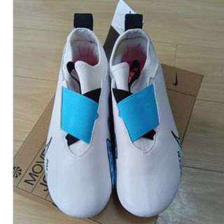 NIKE - NIKE マーキュリアルヴェイパー9 HG 27cm 完備品!の通販 NIKE - NIKE マーキュリアルヴェイパー9 HG 27cm 完備品!の通販