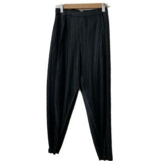 PLEATS PLEASE ISSEY MIYAKE(パンツ ・ ブラック/黒色系)の PLEATS PLEASE ISSEY MIYAKE(パンツ ・ ブラック/黒色系)の
