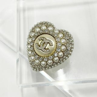 CHANEL(ハート ・ ブローチ/コサージュ)のフリマアイテム一覧 CHANEL(ハート ・ ブローチ/コサージュ)のフリマアイテム一覧