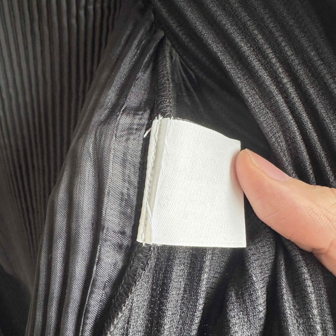 ISSEY MIYAKE - 美品 HOMME PLISSE ノースリーブ ジレ ロング ISSEY MIYAKE - 美品 HOMME PLISSE ノースリーブ ジレ ロング