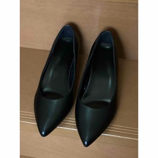 ジーユー(GU)のGU マシュマロパンプス 24.5 黒(ハイヒール/パンプス)