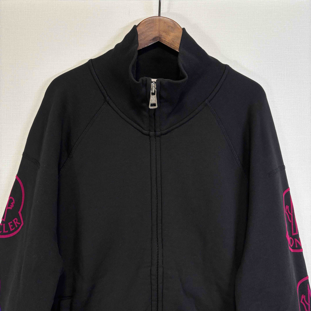 MONCLER - 美品 MONCLER グラデーション ロゴ ジップアップ MONCLER - 美品 MONCLER グラデーション ロゴ ジップアップ