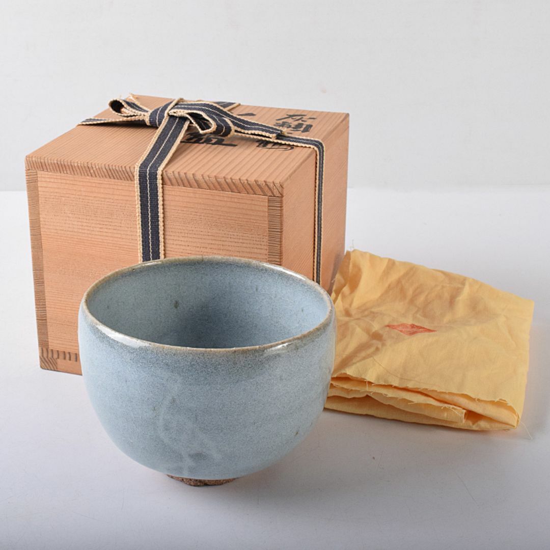 茶道具　木村盛伸作　灰釉立鶴　茶碗　共布共箱　C　R8708
