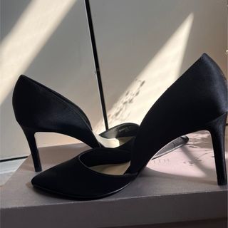 Charles and Keith(ハイヒール/パンプス)のフリマアイテム一覧 Charles and Keith(ハイヒール/パンプス)のフリマアイテム一覧