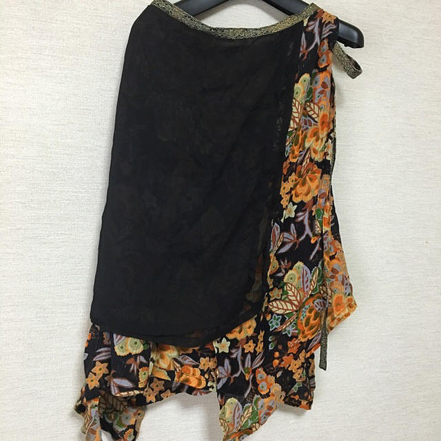 MALAIKA(マライカ)の♦︎送料無料♦︎マライカ巻きスカート レディースのスカート(ひざ丈スカート)の商品写真