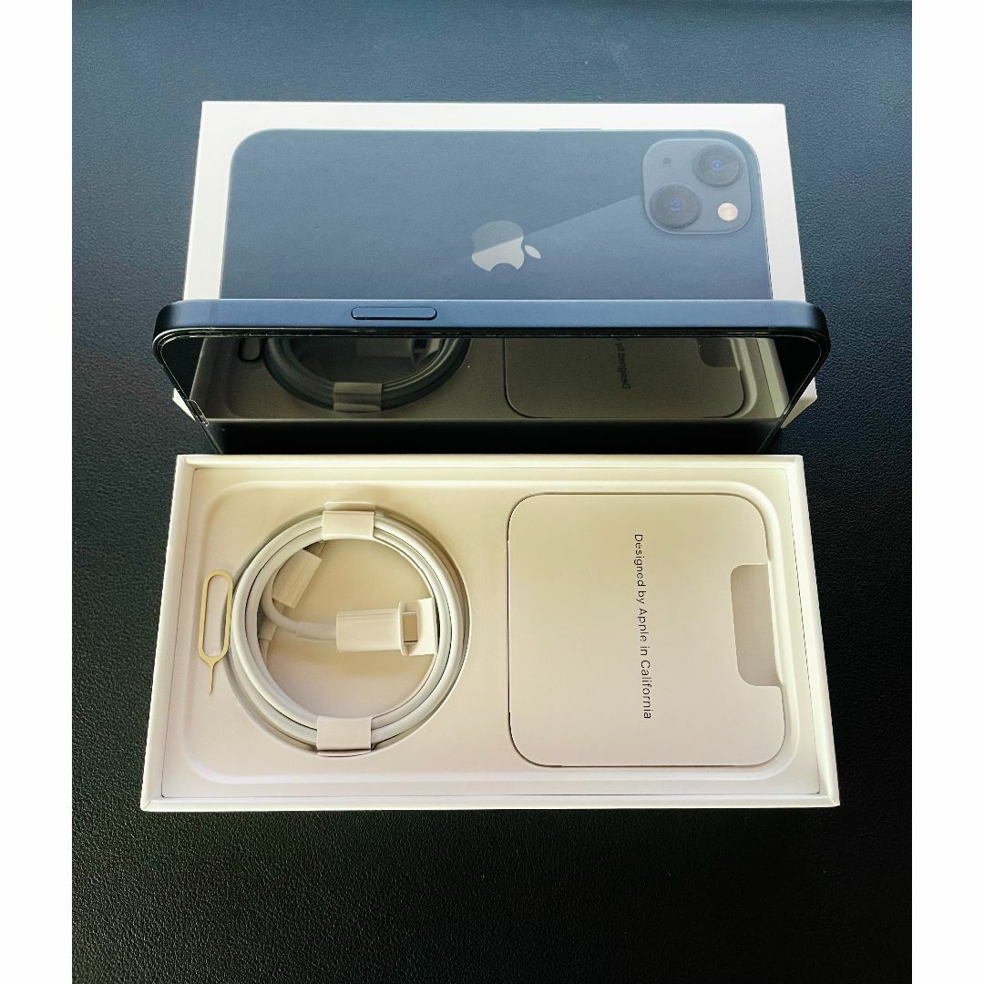Apple(アップル)のApple iPhone13 本体 128GB SIMフリー ☆極美品☆ スマホ/家電/カメラのスマートフォン/携帯電話(スマートフォン本体)の商品写真