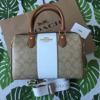 COACH - 【美品】コーチ ホーボー シグネチャー ワンショルダー COACH - 【美品】コーチ ホーボー シグネチャー ワンショルダー