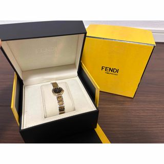 FENDI - 【希少】FENDI フェンディ 腕時計 400L レディース 4P FENDI - 【希少】FENDI フェンディ 腕時計 400L レディース 4P