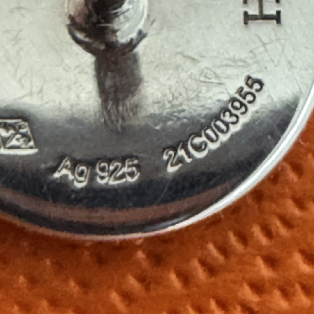 HERMES - エルメス HERMES エクスリブリス ボタン ピアス TPM HERMES - エルメス HERMES エクスリブリス ボタン ピアス TPM