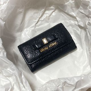 MIU MIU - ミュウミュウ MIUMIU 6連 ロゴ 花柄 6連鍵ケース 小物 MIU MIU - ミュウミュウ MIUMIU 6連 ロゴ 花柄 6連鍵ケース 小物