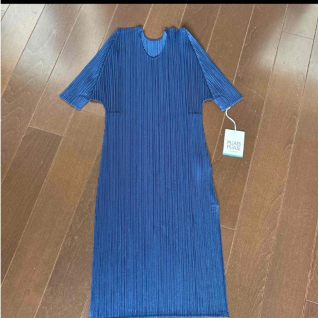 プリーツプリーズMONTHLY COLORS : DARK BLUE プリーツプリーズMONTHLY COLORS : DARK BLUE