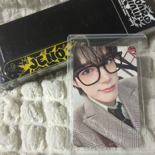 NCT - NCT 127 THE UNITY ジョンウ ヒトデ 星 キーリング トレカ NCT - NCT 127 THE UNITY ジョンウ ヒトデ 星 キーリング トレカ