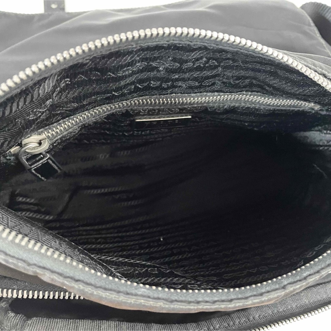 PRADA - 【美品】PRADA プラダ ショルダーバッグ ナイロン PRADA - 【美品】PRADA プラダ ショルダーバッグ ナイロン