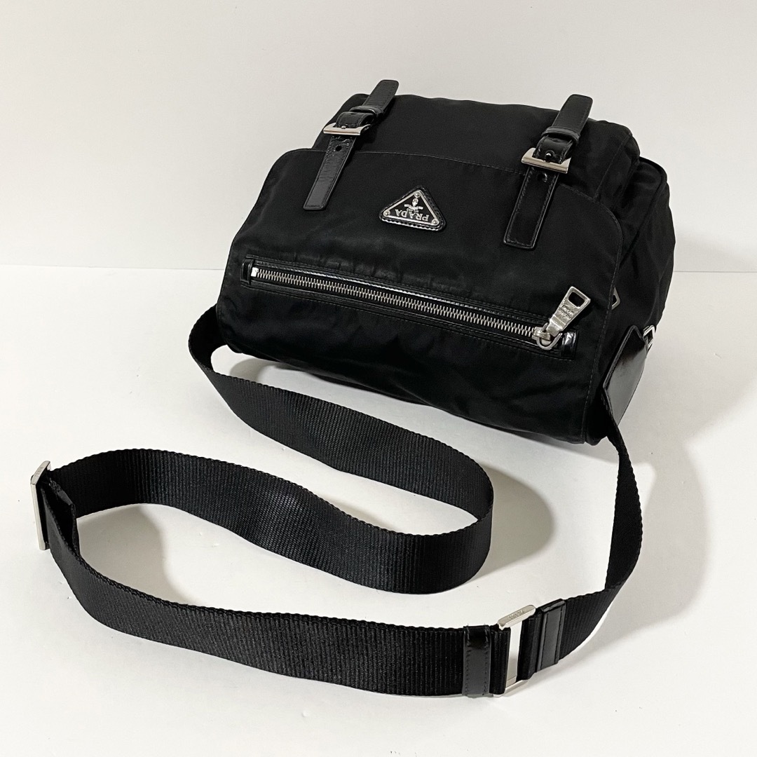 PRADA - 【美品】PRADA プラダ ショルダーバッグ ナイロン PRADA - 【美品】PRADA プラダ ショルダーバッグ ナイロン