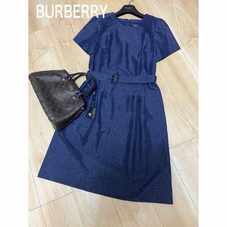 BURBERRY(ひざ丈ワンピース)のフリマアイテム一覧 BURBERRY(ひざ丈ワンピース)のフリマアイテム一覧
