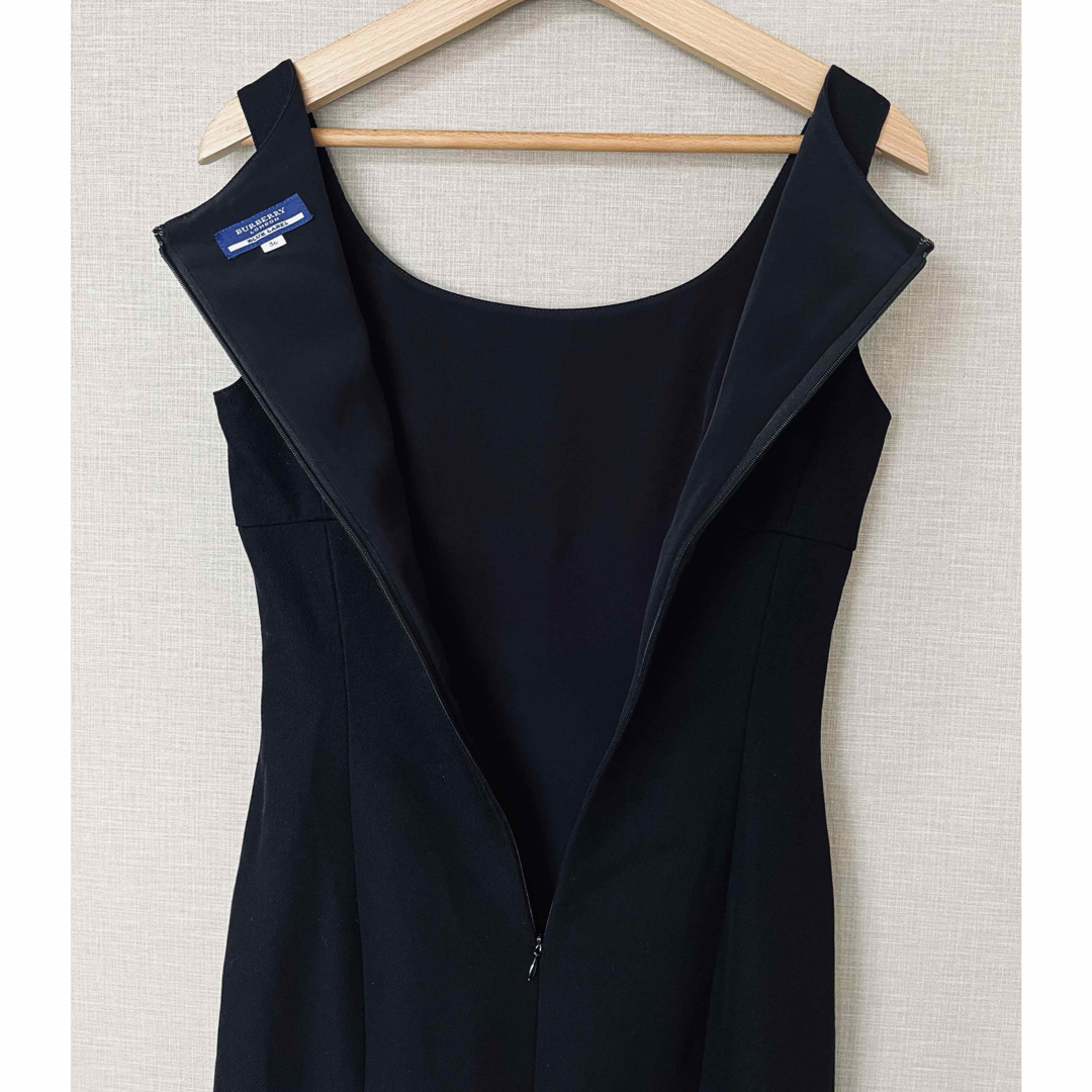 BURBERRY BLUE LABEL - 極美品 BURBERRY ワンピース ブラック BURBERRY BLUE LABEL - 極美品 BURBERRY ワンピース ブラック