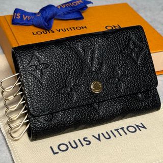 LOUIS VUITTON - ルイ ヴィトン マヒナ 4連キーケース 黒 LOUIS VUITTON - ルイ ヴィトン マヒナ 4連キーケース 黒