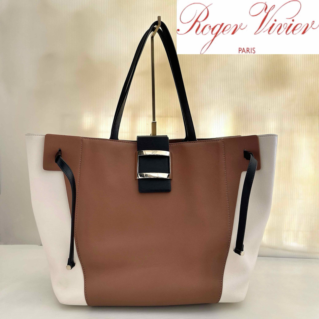 ROGER VIVIER - Roger Vivier ロジェヴィヴィエ トートバッグ ROGER VIVIER - Roger Vivier ロジェヴィヴィエ トートバッグ